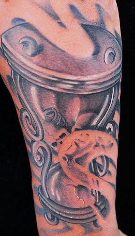 Chris Burnett - Hour Glass Black and Grey Tattoo Chris Burnett Art Junkies